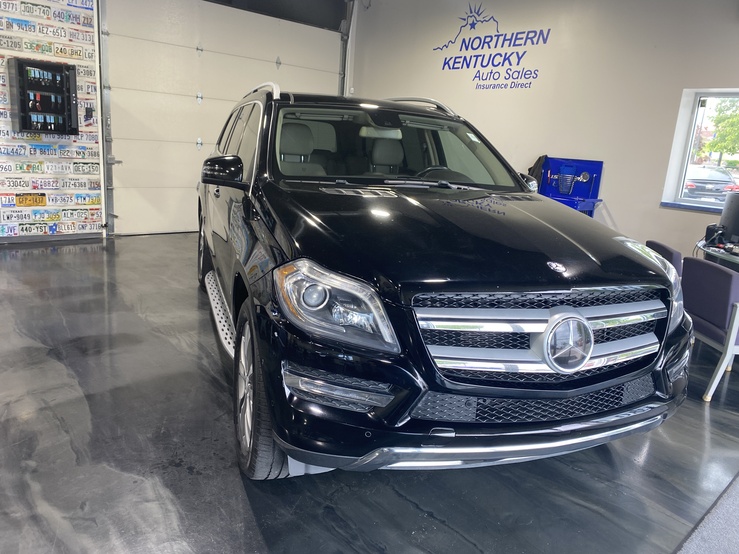 MERCEDES-B