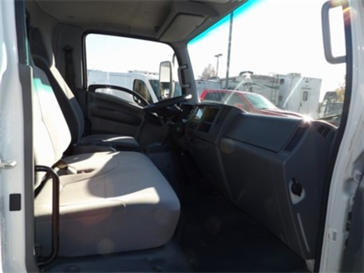 2016 Isuzu NPR HD - Photo 17